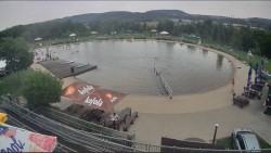 Koupací jezero