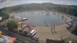 Koupací jezero