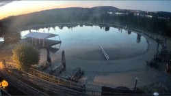 Koupací jezero