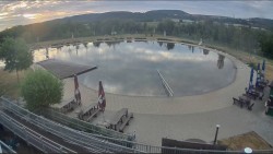 Koupací jezero