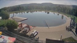 Koupací jezero