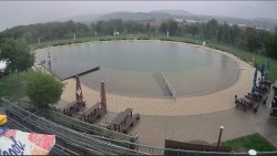 Koupací jezero
