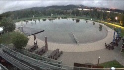 Koupací jezero