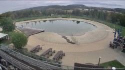 Koupací jezero