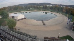 Koupací jezero