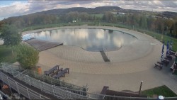 Koupací jezero