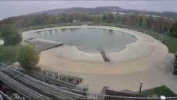 Koupací jezero