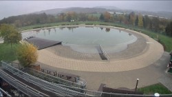Koupací jezero
