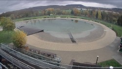 Koupací jezero