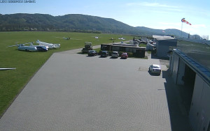 Letiště Hranice na Moravě - Plocha letiště, Helfštýn - 18.4.2026 v 15:45 Letiště Hranice na Moravě - Plocha letiště, Helfštýn - 18.4.2026 v 15:45