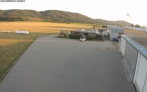 Lotnisko Hranice na Moravě - Powierzchnia lotniska, Helfštýn - 8.8.2026 v 19:45 Lotnisko Hranice na Moravě - Powierzchnia lotniska, Helfštýn - 8.8.2026 v 19:45