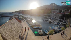 Přístav Bol, Vidova gora