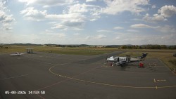 Fahrweg C, Tankstelle, Start- und Landebahn