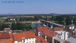 České středohoří, Labe, Zámek