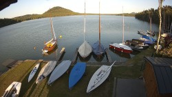 Máchovo jezero, Borný, Bezděz