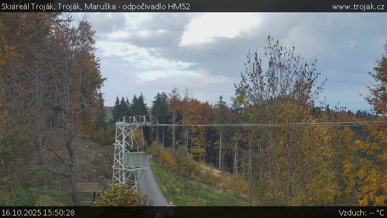 Skiareál Troják - Troják, Maruška - odpočivadlo HM52 - 16.10.2025 v 15:50 Skiareál Troják - Troják, Maruška - odpočivadlo HM52 - 16.10.2025 v 15:50