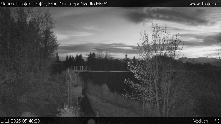 Skiareál Troják - Troják, Maruška - odpočivadlo HM52 - 1.11.2025 v 05:40 Skiareál Troják - Troják, Maruška - odpočivadlo HM52 - 1.11.2025 v 05:40