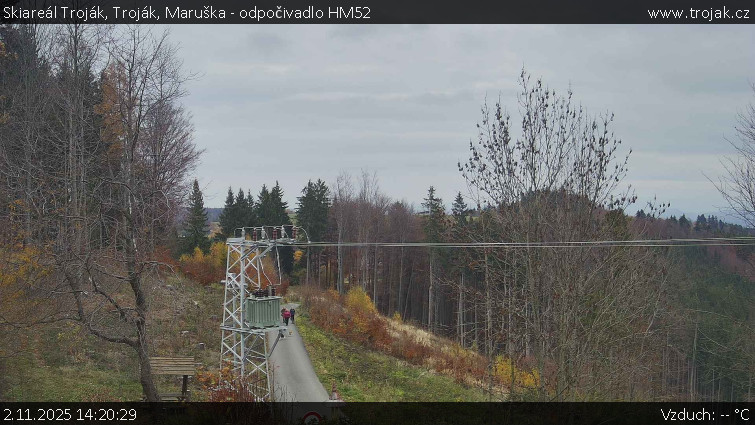 Skiareál Troják - Troják, Maruška - odpočivadlo HM52 - 2.11.2025 v 14:20 Skiareál Troják - Troják, Maruška - odpočivadlo HM52 - 2.11.2025 v 14:20