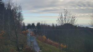 Skiareál Troják - Troják, Maruška - odpočivadlo HM52 - 4.11.2025 v 07:50 Skiareál Troják - Troják, Maruška - odpočivadlo HM52 - 4.11.2025 v 07:50