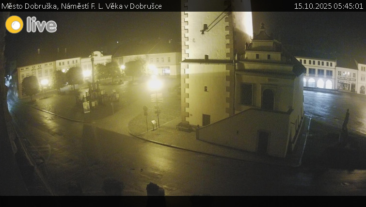 Město Dobruška - Náměstí F. L. Věka v Dobrušce - 15.10.2025 v 05:45 Město Dobruška - Náměstí F. L. Věka v Dobrušce - 15.10.2025 v 05:45