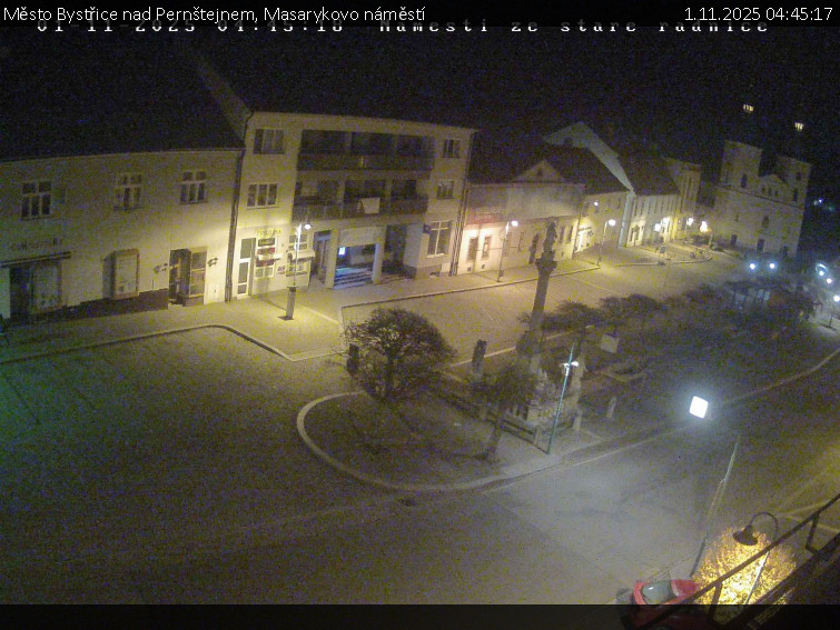 Město Bystřice nad Pernštejnem - Masarykovo náměstí  - 1.11.2025 v 04:45 Město Bystřice nad Pernštejnem - Masarykovo náměstí  - 1.11.2025 v 04:45