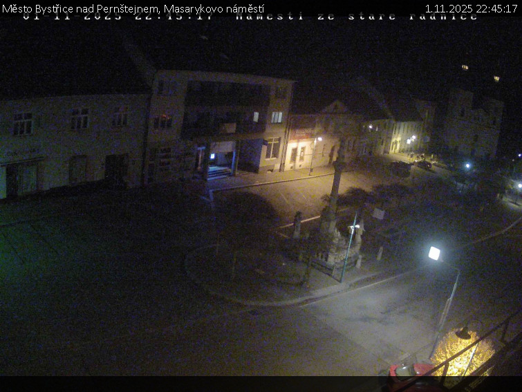 Město Bystřice nad Pernštejnem - Masarykovo náměstí - 1.11.2025 v 22:45 Město Bystřice nad Pernštejnem - Masarykovo náměstí - 1.11.2025 v 22:45