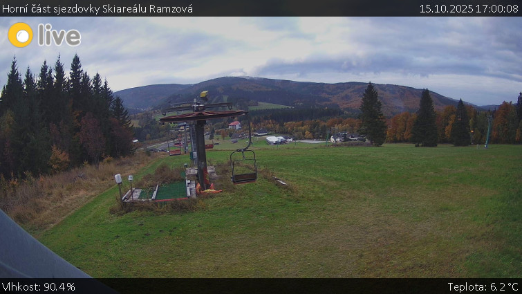 Horské atrakce Ramzová - Horní část sjezdovky Skiareálu Ramzová - 15.10.2025 v 17:00 Horské atrakce Ramzová - Horní část sjezdovky Skiareálu Ramzová - 15.10.2025 v 17:00