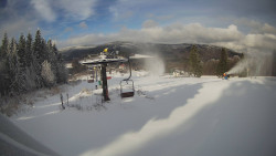 Horní část sjezdovky Skiareálu Ramzová