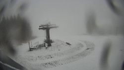 Horní část sjezdovky Skiareálu Ramzová