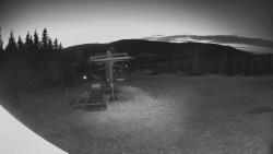 Horní část sjezdovky Skiareálu Ramzová