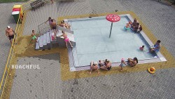 Children's paddling pool