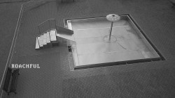 Children's paddling pool