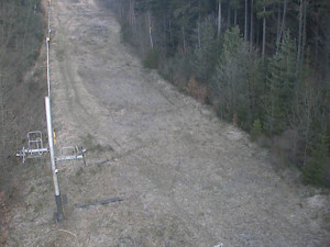 Skiareál Troják - Kamera na svahu B, nástup vleku - 18.3.2023 v 06:09