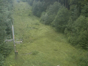 Skiareál Troják - Kamera na svahu B, nástup vleku - 15.7.2024 v 09:09 Skiareál Troják - Kamera na svahu B, nástup vleku - 15.7.2024 v 09:09