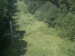 Skiareál Troják - Kamera na svahu B, nástup vleku - 15.7.2024 v 13:09 Skiareál Troják - Kamera na svahu B, nástup vleku - 15.7.2024 v 13:09