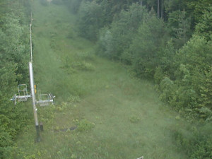 Skiareál Troják - Kamera na svahu B, nástup vleku - 1.6.2025 v 05:09 Skiareál Troják - Kamera na svahu B, nástup vleku - 1.6.2025 v 05:09