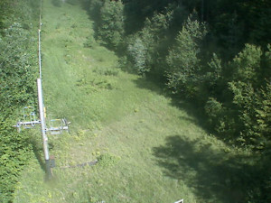 Skiareál Troják - Kamera na svahu B, nástup vleku - 1.6.2025 v 09:09 Skiareál Troják - Kamera na svahu B, nástup vleku - 1.6.2025 v 09:09