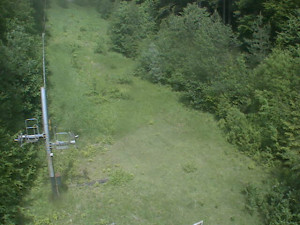 Skiareál Troják - Kamera na svahu B, nástup vleku - 1.6.2025 v 11:09 Skiareál Troják - Kamera na svahu B, nástup vleku - 1.6.2025 v 11:09