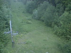 Skiareál Troják - Kamera na svahu B, nástup vleku - 1.6.2025 v 19:09 Skiareál Troják - Kamera na svahu B, nástup vleku - 1.6.2025 v 19:09