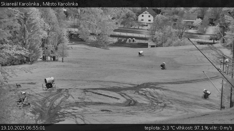 Skiareál Karolinka - Město Karolinka - 19.10.2025 v 06:55 Skiareál Karolinka - Město Karolinka - 19.10.2025 v 06:55