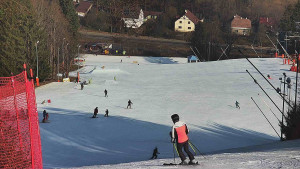 Skiareál Karolinka - Město Karolinka - 4.3.2026 v 09:35 Skiareál Karolinka - Město Karolinka - 4.3.2026 v 09:35