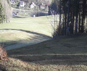 Skiareál Karolinka  - Prostřední část sjezdovky a snowpark - 29.3.2024 v 07:32