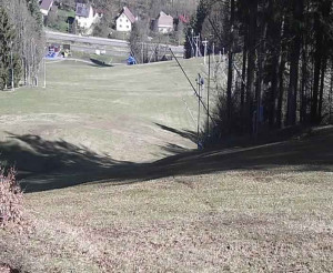 Skiareál Karolinka  - Prostřední část sjezdovky a snowpark - 29.3.2024 v 09:02