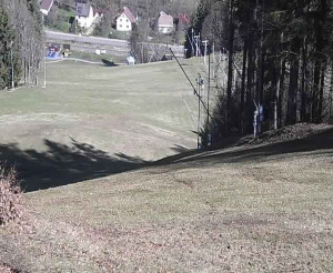 Skiareál Karolinka  - Prostřední část sjezdovky a snowpark - 29.3.2024 v 09:32