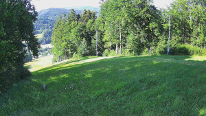 Skiareál Karolinka - Prostřední část sjezdovky a snowpark - 14.6.2025 v 17:32 Skiareál Karolinka - Prostřední část sjezdovky a snowpark - 14.6.2025 v 17:32