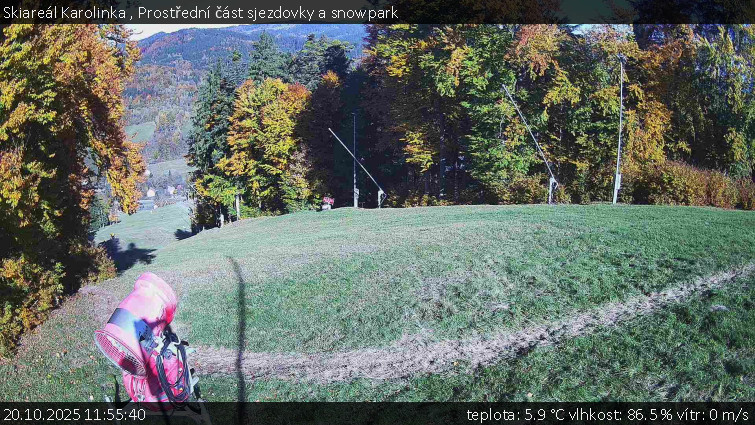 Skiareál Karolinka - Prostřední část sjezdovky a snowpark - 20.10.2025 v 11:55 Skiareál Karolinka - Prostřední část sjezdovky a snowpark - 20.10.2025 v 11:55