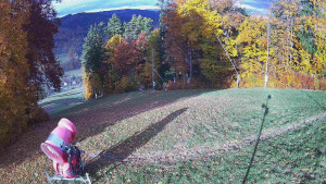 Skiareál Karolinka  - Prostřední část sjezdovky a snowpark - 25.10.2025 v 15:25 Skiareál Karolinka  - Prostřední část sjezdovky a snowpark - 25.10.2025 v 15:25