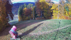 Skiareál Karolinka  - Prostřední část sjezdovky a snowpark - 25.10.2025 v 15:35 Skiareál Karolinka  - Prostřední část sjezdovky a snowpark - 25.10.2025 v 15:35