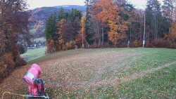 Prostřední část sjezdovky a snowpark
