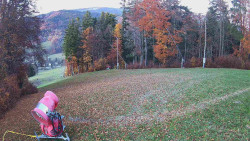 Prostřední část sjezdovky a snowpark